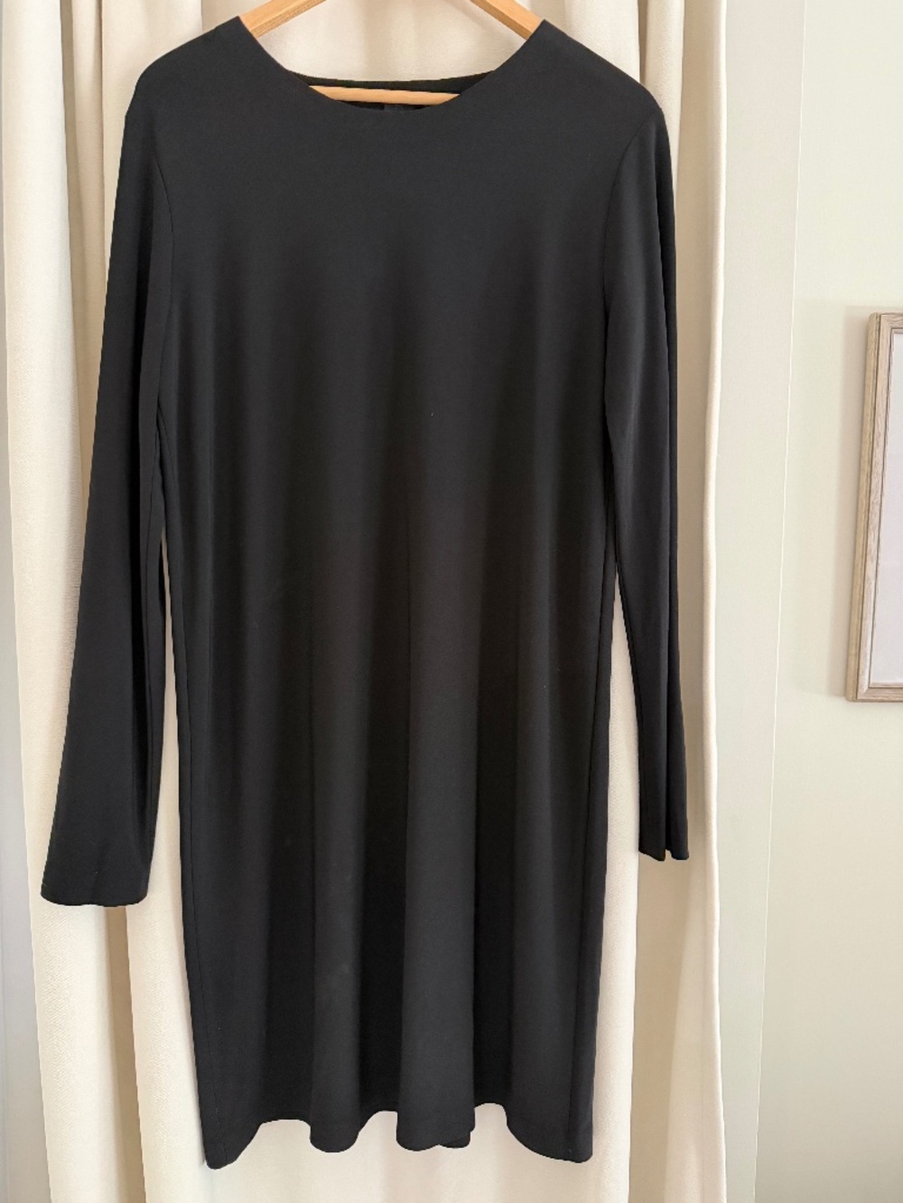 Norma Kamali long-sleeve little black a-line dress goes anywhere! Sz M NWOT